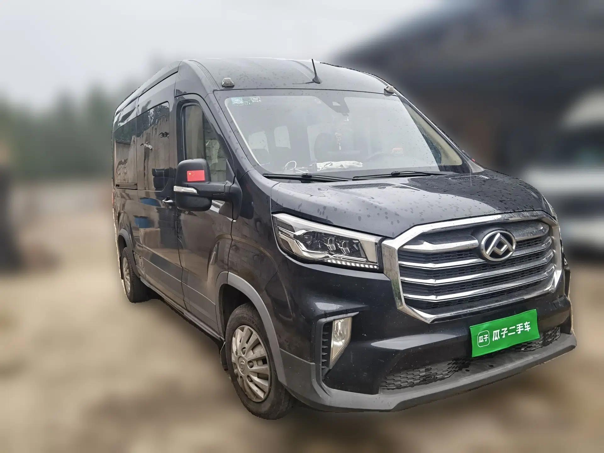 SAIC MAXUS Xintu V90 2019 2.0T Manual ZhiDa Rear-Drive Double-Tire Extended-Wheelbase High-Roof 9-Seater — миниатюра 3