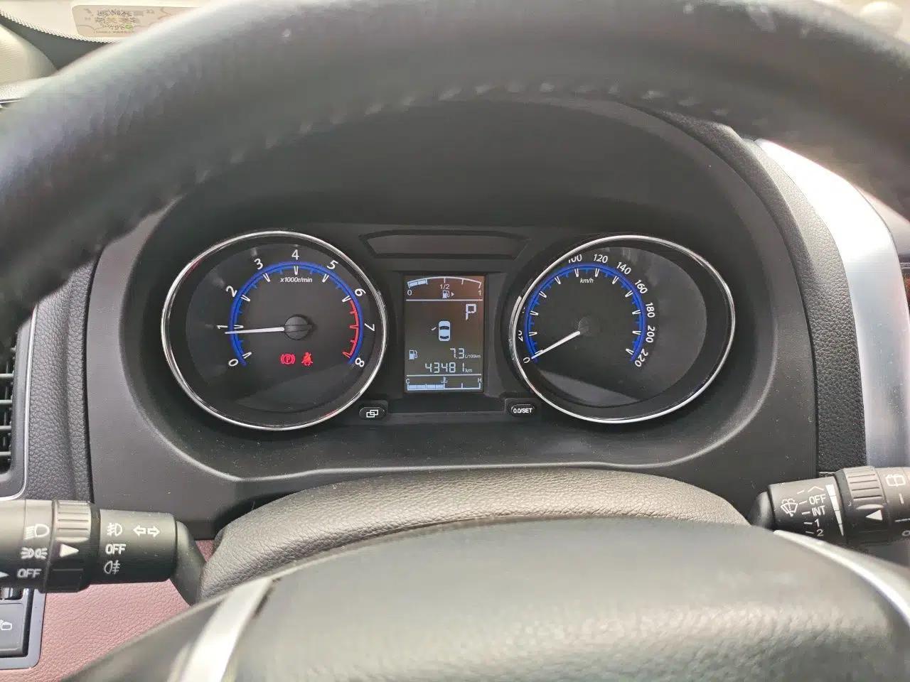 FORTHING SX6 2016 1.6L CVT Luxury Model — миниатюра 11