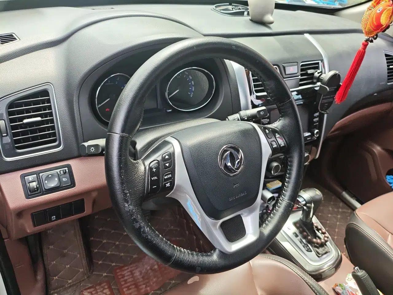 FORTHING SX6 2016 1.6L CVT Luxury Model — миниатюра 10