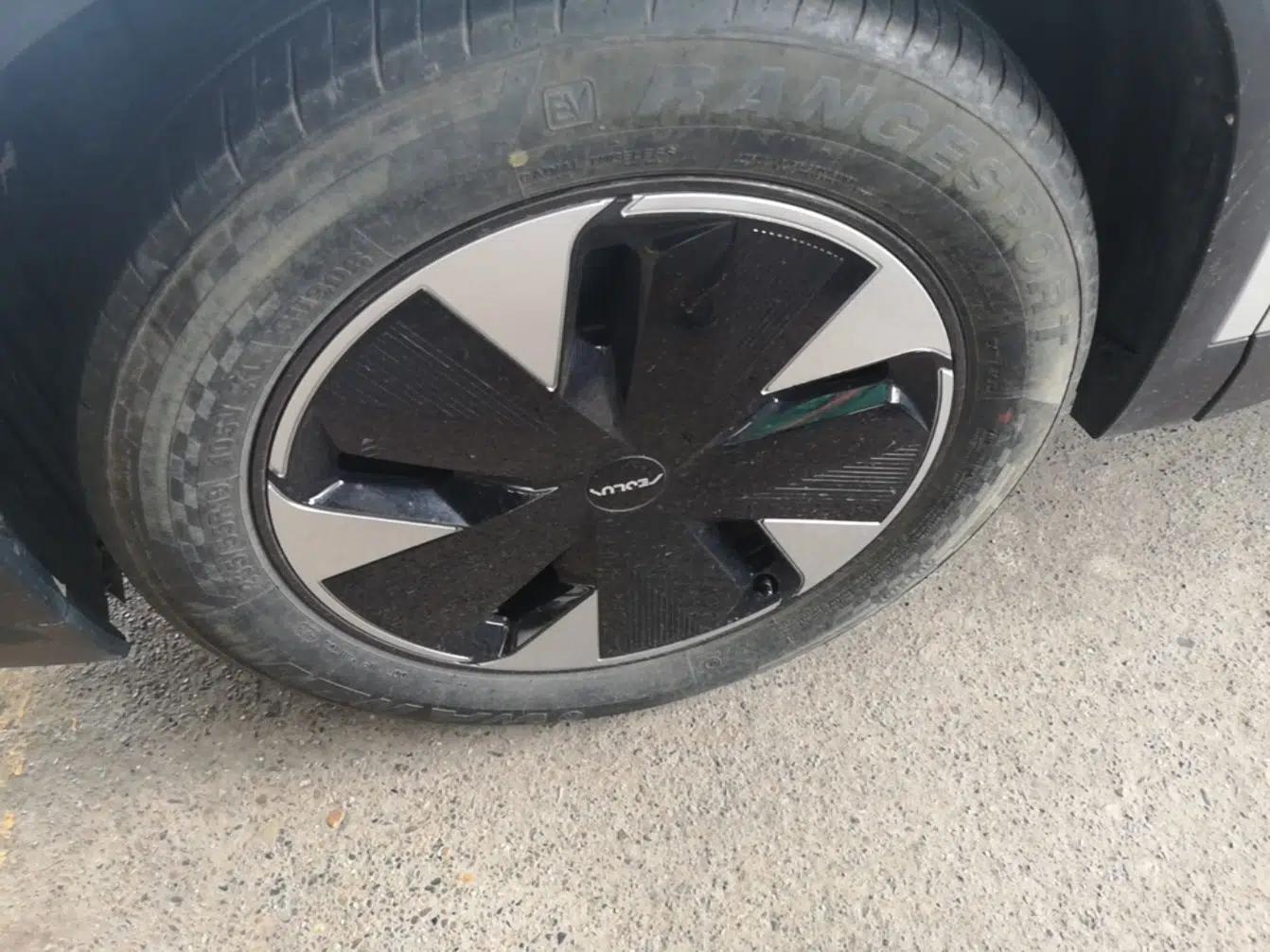 Dongfeng Aeolus L7 New Energy 2024 205 Plus — миниатюра 10