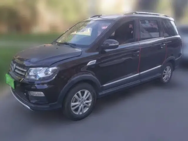 Dongfeng Fengon 370 2016 1.5L Manual Luxury Version SFG15-02 5 Seats