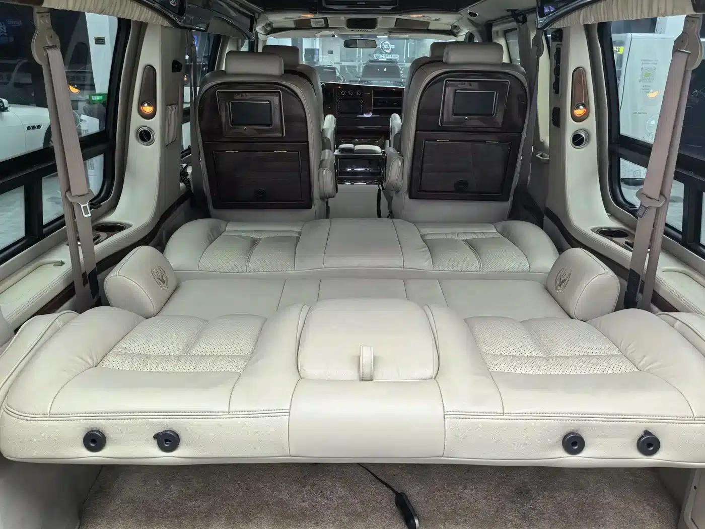 2009 SAVANA 5.3L Automatic — миниатюра 14