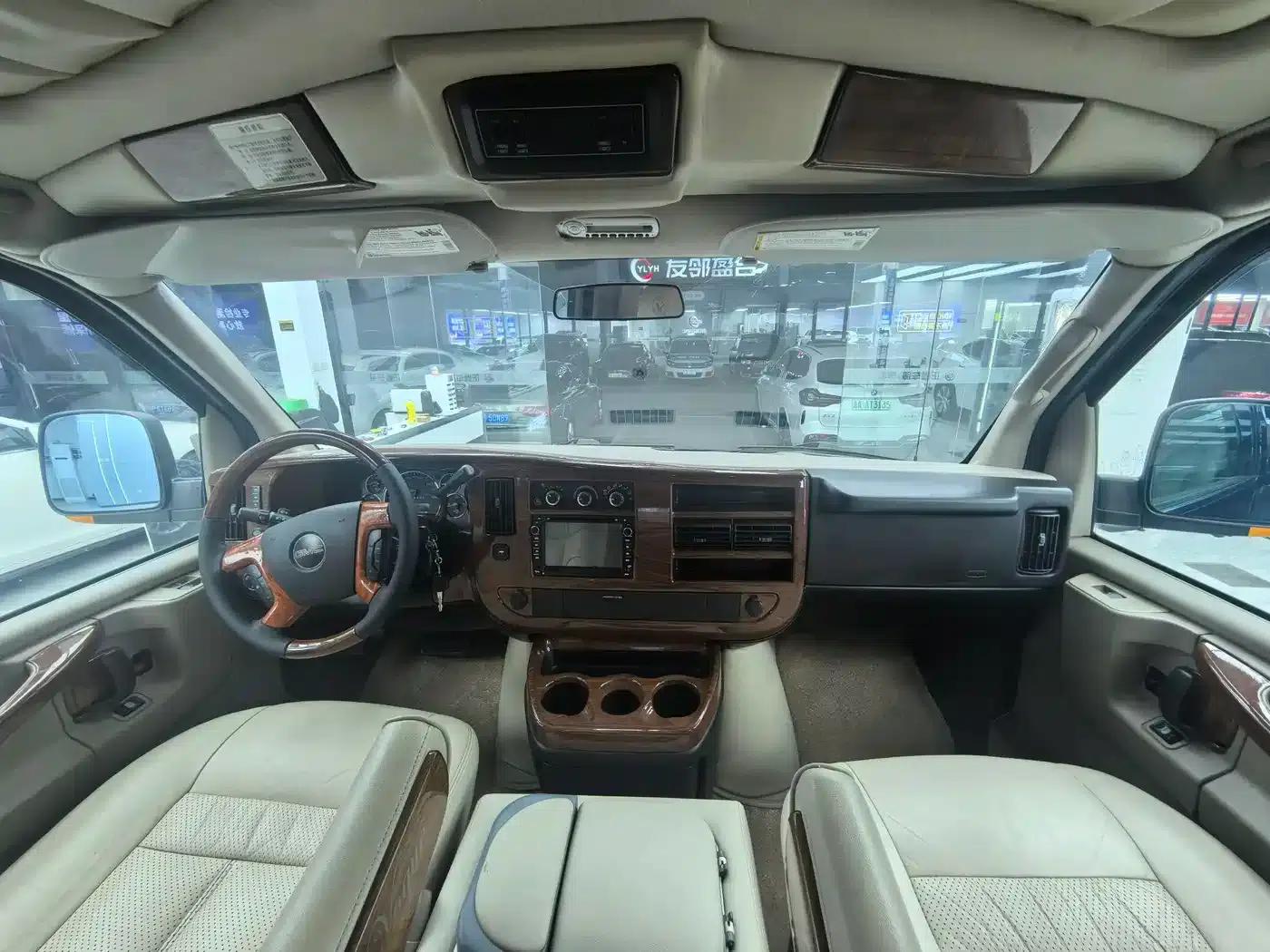 2009 SAVANA 5.3L Automatic — миниатюра 15