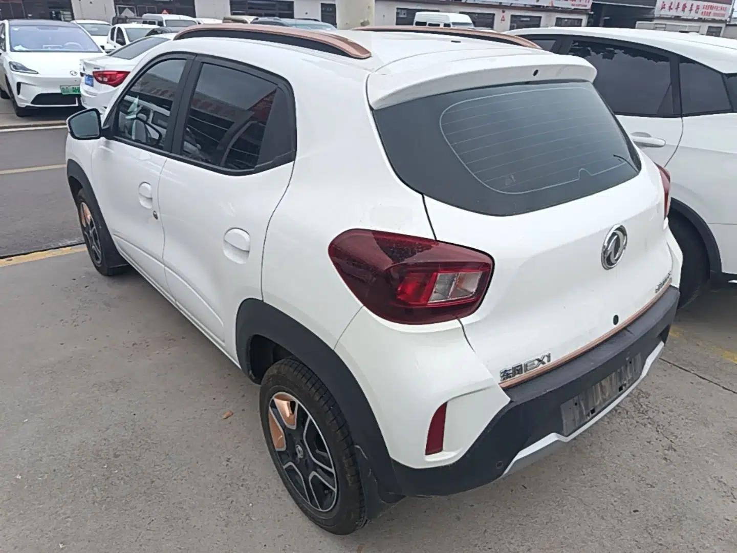 Dongfeng NAMMI BOX 2022 Revised Light Wind Edition 201 km Standard Version — миниатюра 4