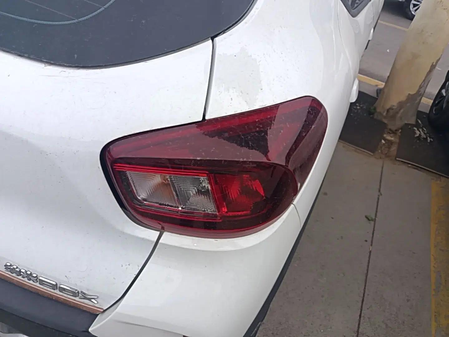 Dongfeng NAMMI BOX 2022 Revised Light Wind Edition 201 km Standard Version — миниатюра 9