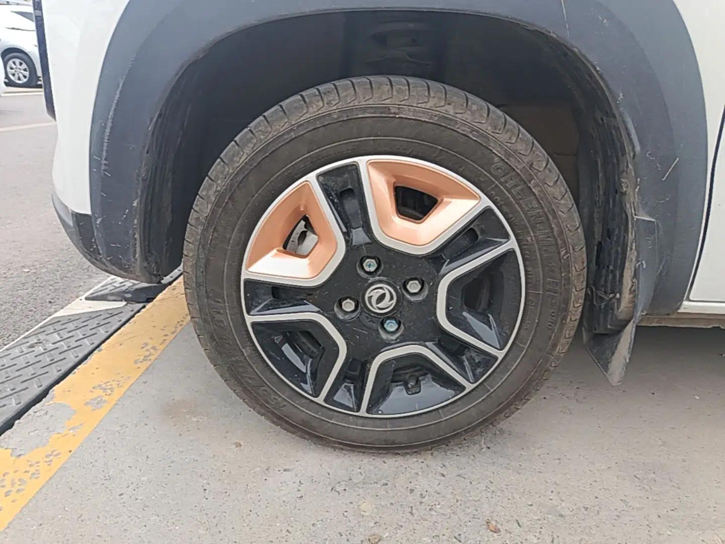 Dongfeng NAMMI BOX 2022 Revised Light Wind Edition 201 km Standard Version — миниатюра 10