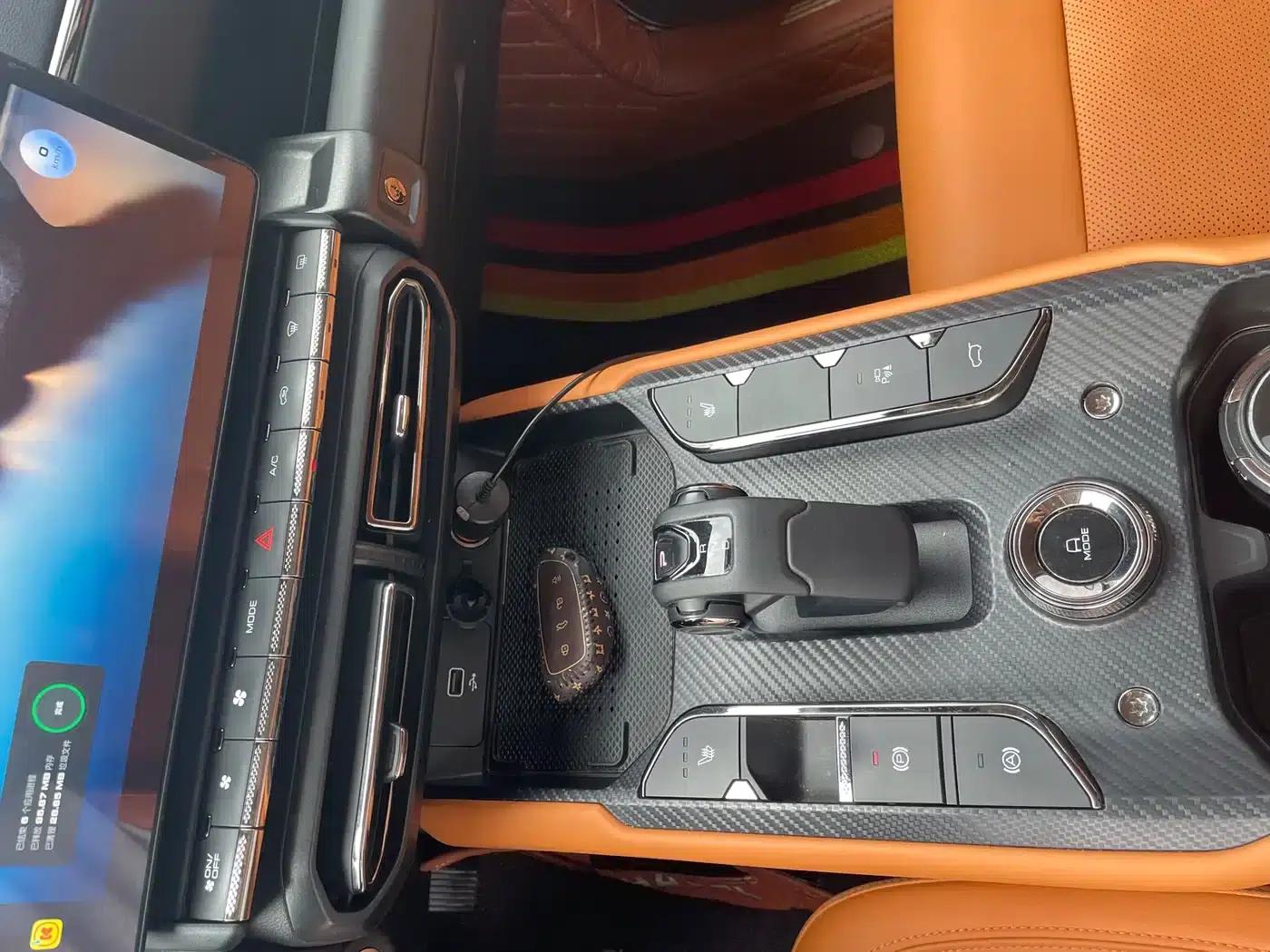 Haval Big Dog PLUS New Energy 2023 DHT-PHEV 105km Trendy Electric Edition Plus — миниатюра 21