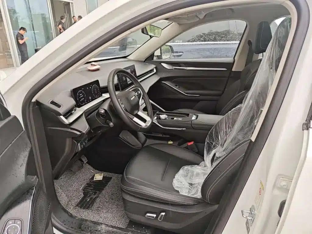 Haval H6 New Energy 2023 DHT-PHEV 110KM Joyful Edition — миниатюра 6