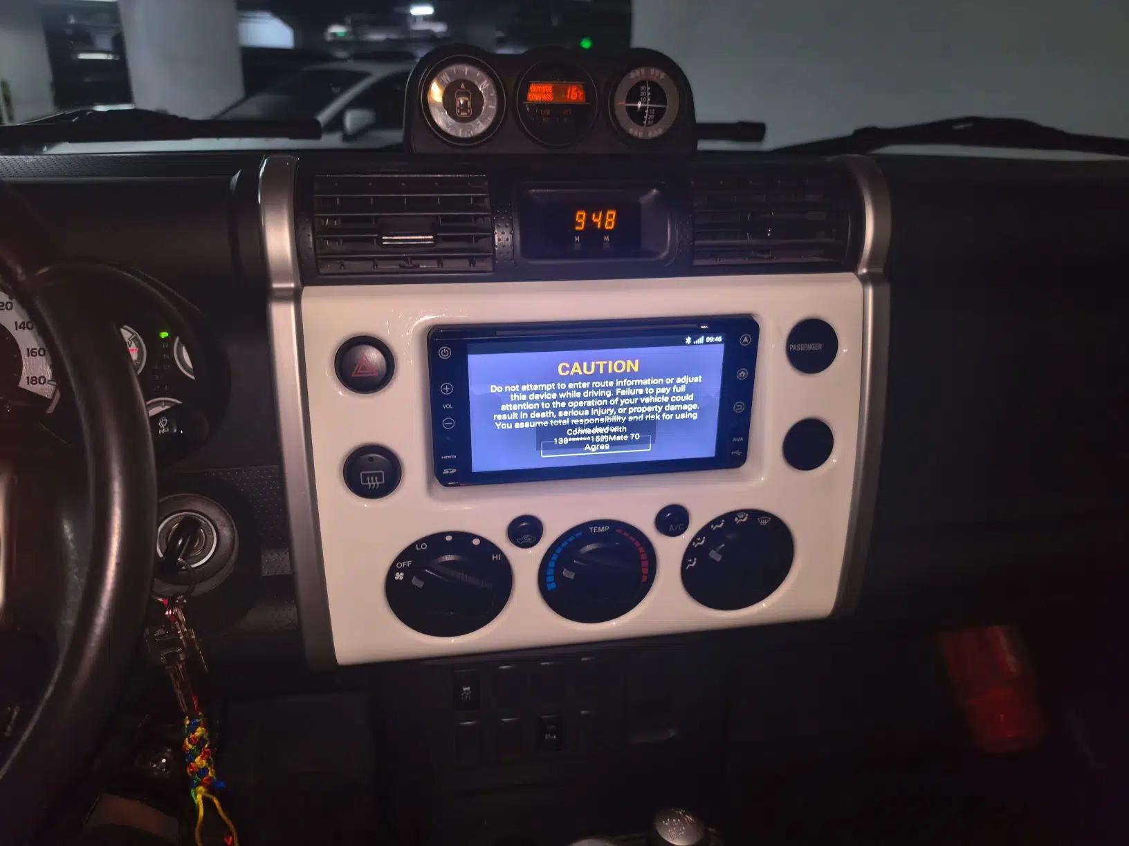 Toyota FJ Cruiser — миниатюра 13