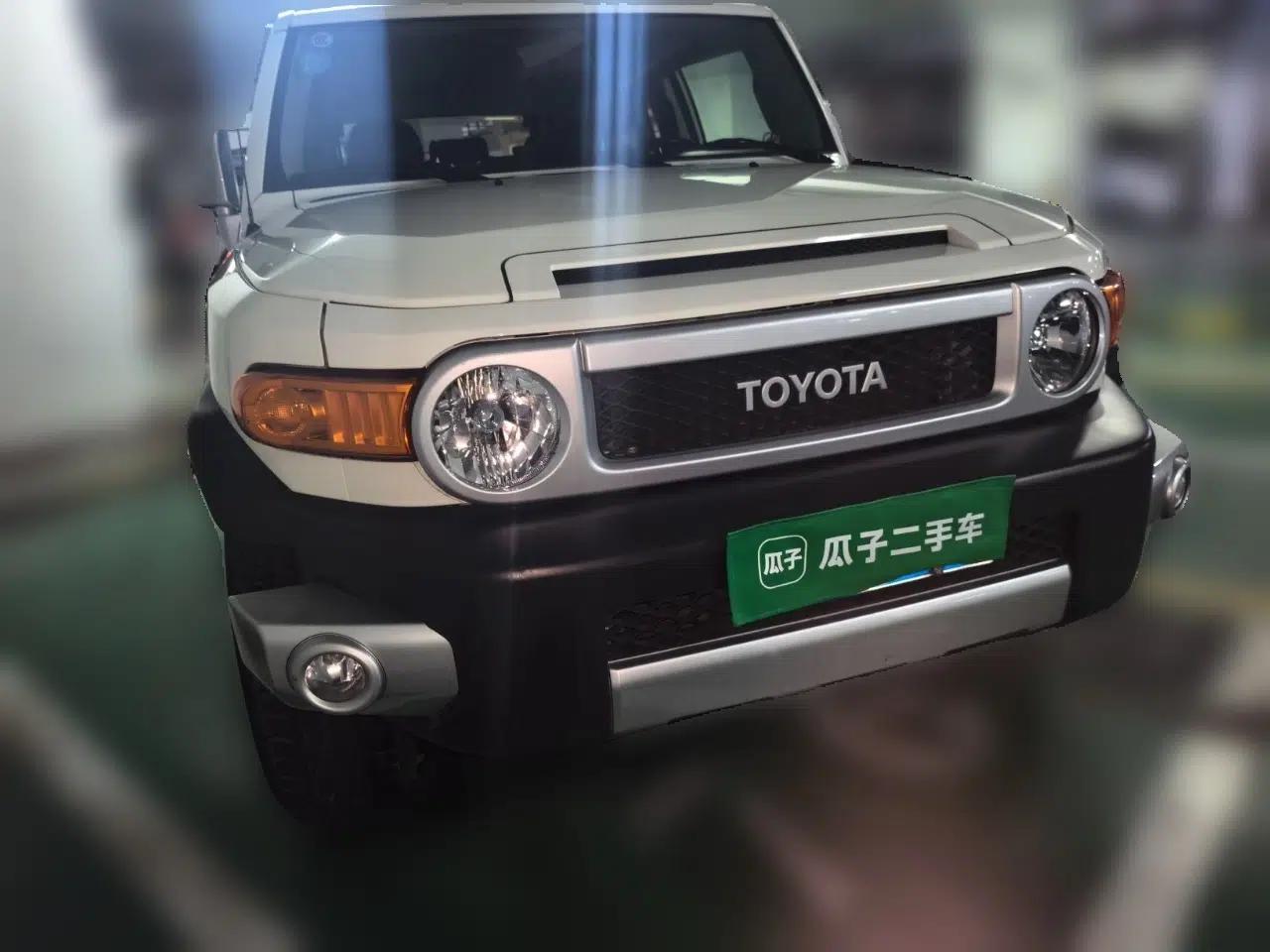 Toyota FJ Cruiser — миниатюра 3