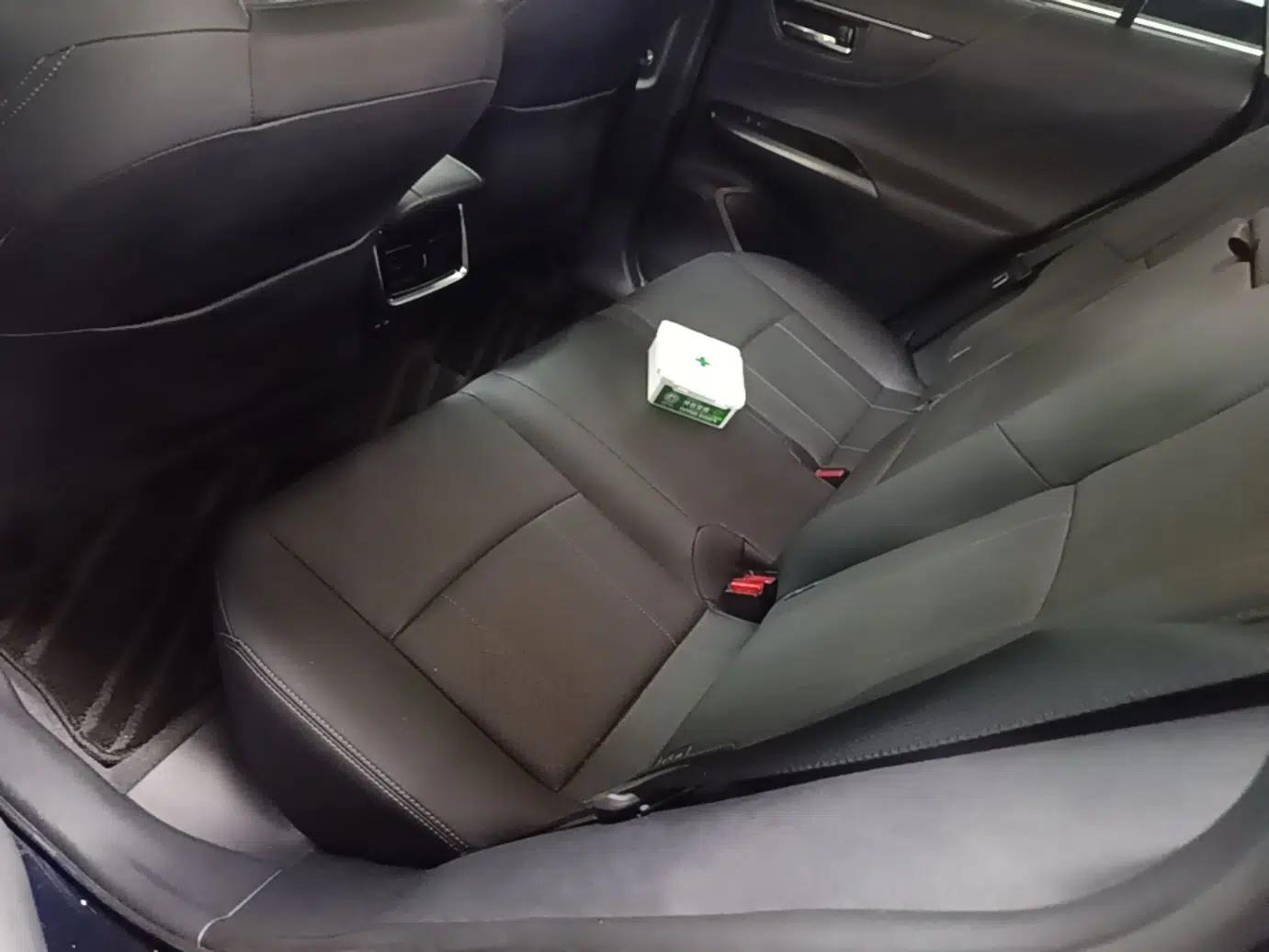 Toyota Harrier 2023 2.0L CVT Two-Wheel Drive Deluxe Edition — миниатюра 20