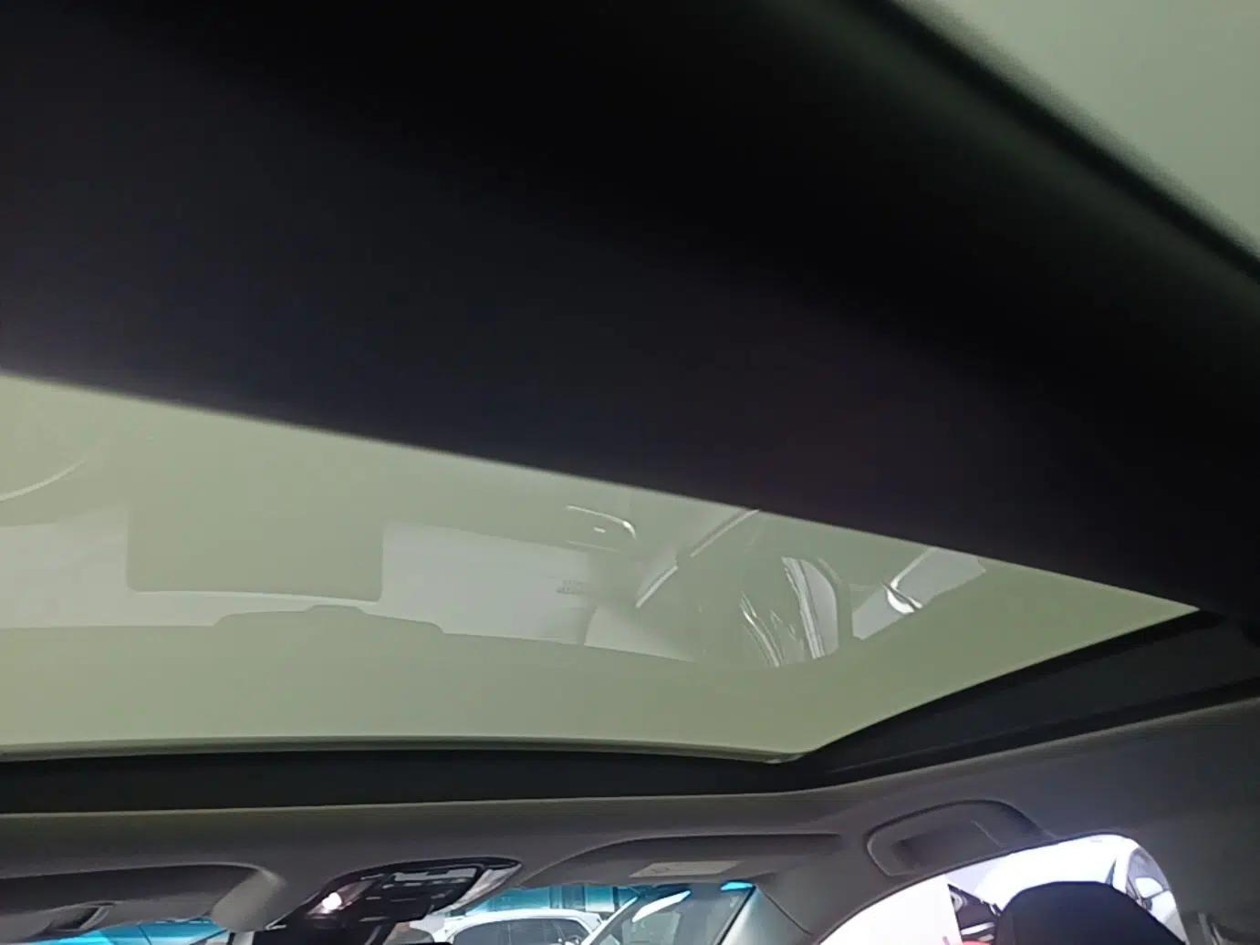 Toyota Harrier 2023 2.0L CVT Two-Wheel Drive Deluxe Edition — миниатюра 21