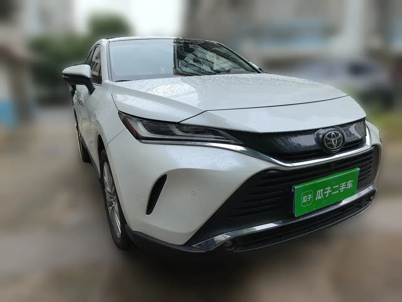 Toyota Harrier 2022 2.0L CVT Two-Wheel Drive Deluxe Edition — миниатюра 3