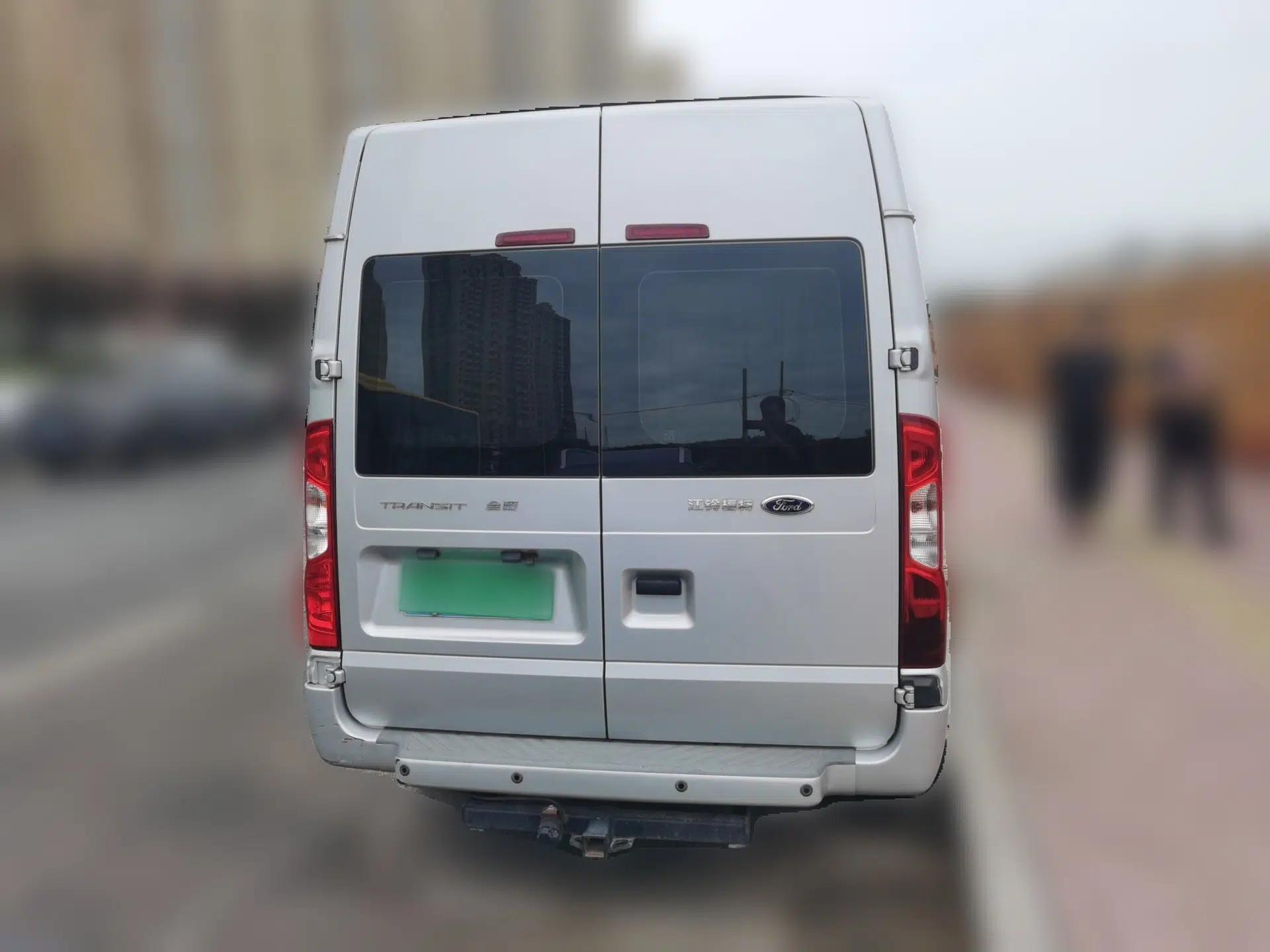 Ford Transit Custom 2019 2.2T Multi-Function Short Wheelbase Mid-Roof 6-Seater China VI — миниатюра 5