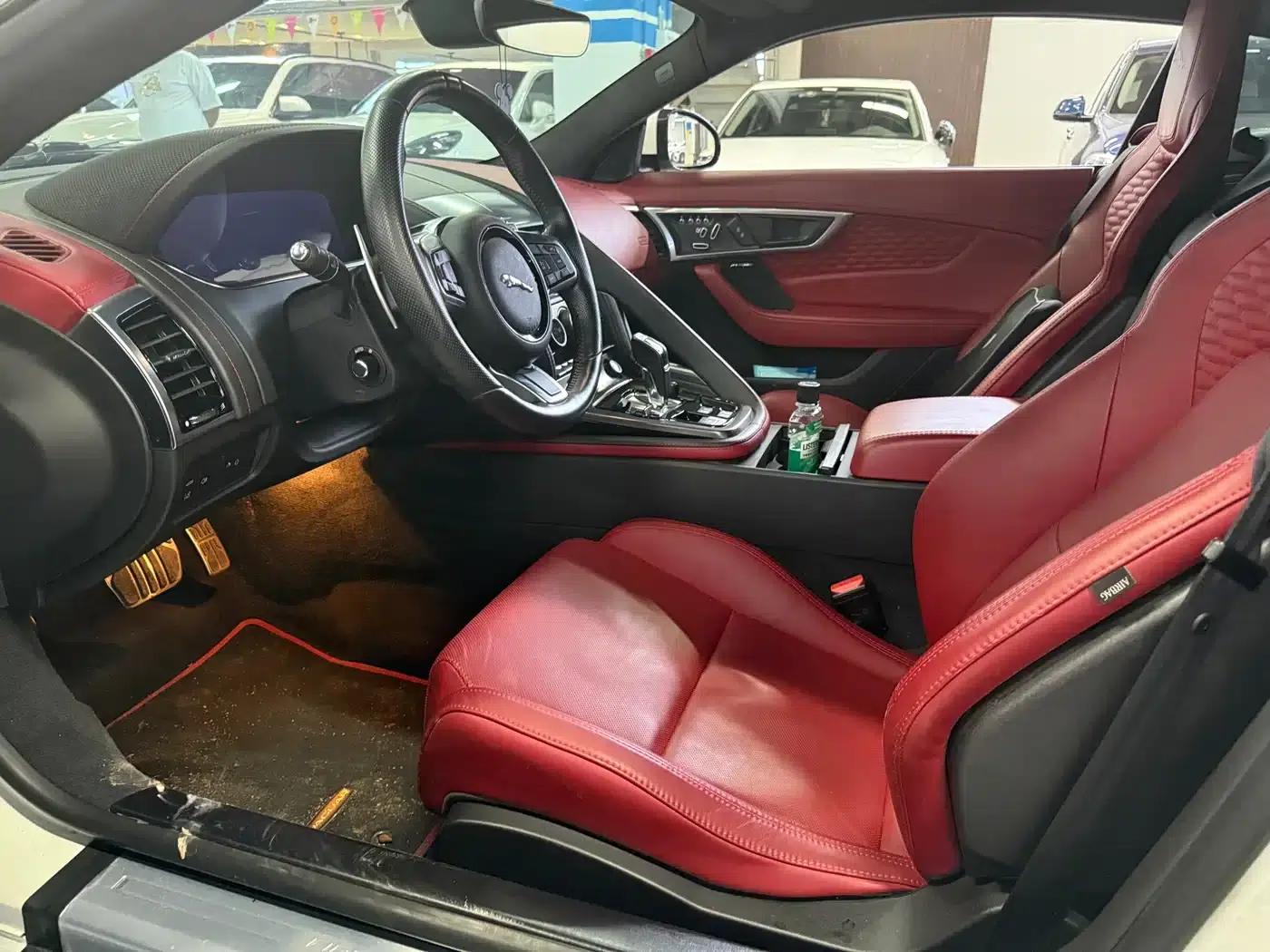 2021 Jaguar F-TYPE P300 Rear-Wheel Drive First Edition Coupe — миниатюра 4