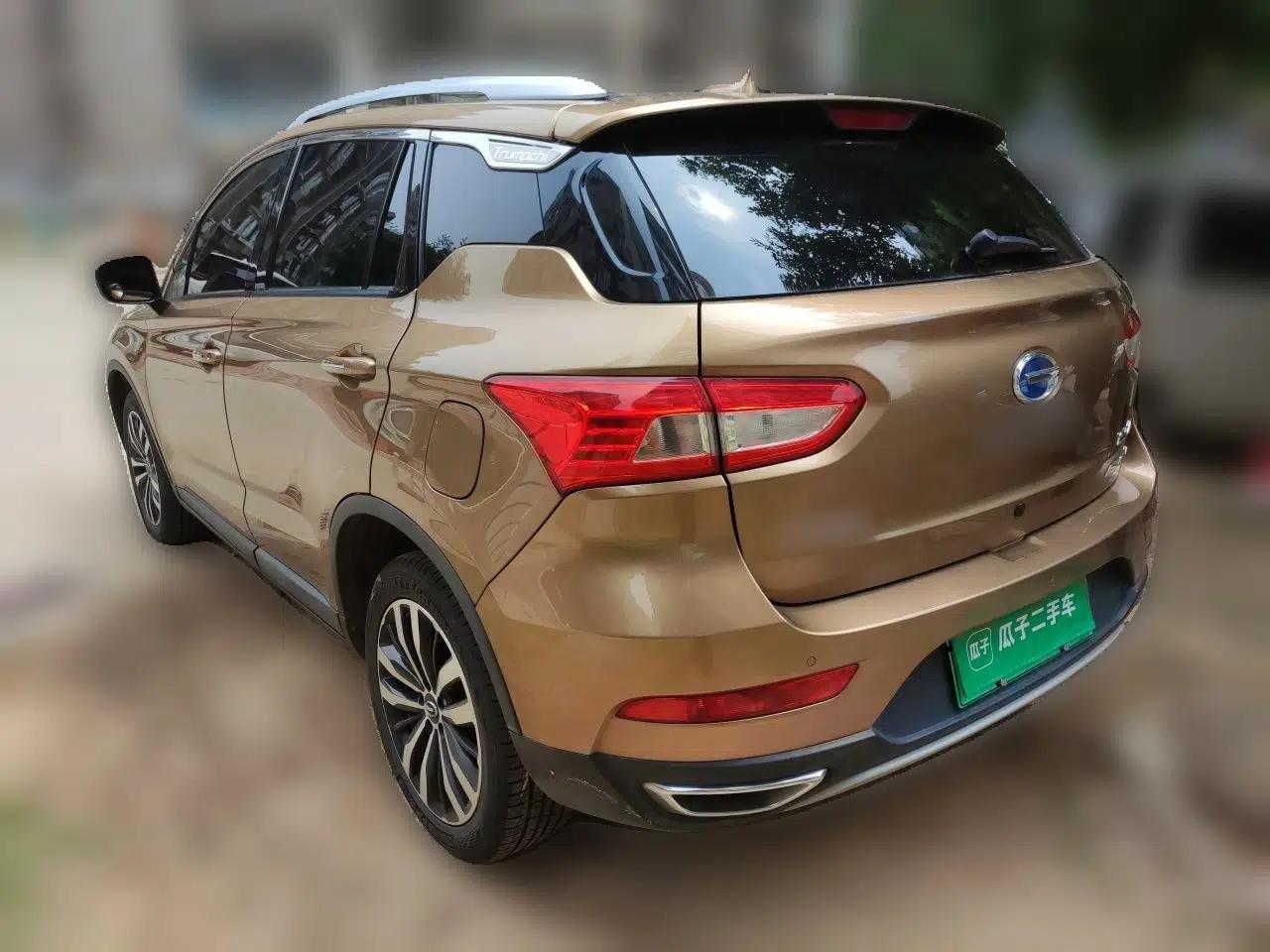 GAC Trumpchi GS4 New Energy 2017 1.5L PHEV Deluxe Edition — миниатюра 4