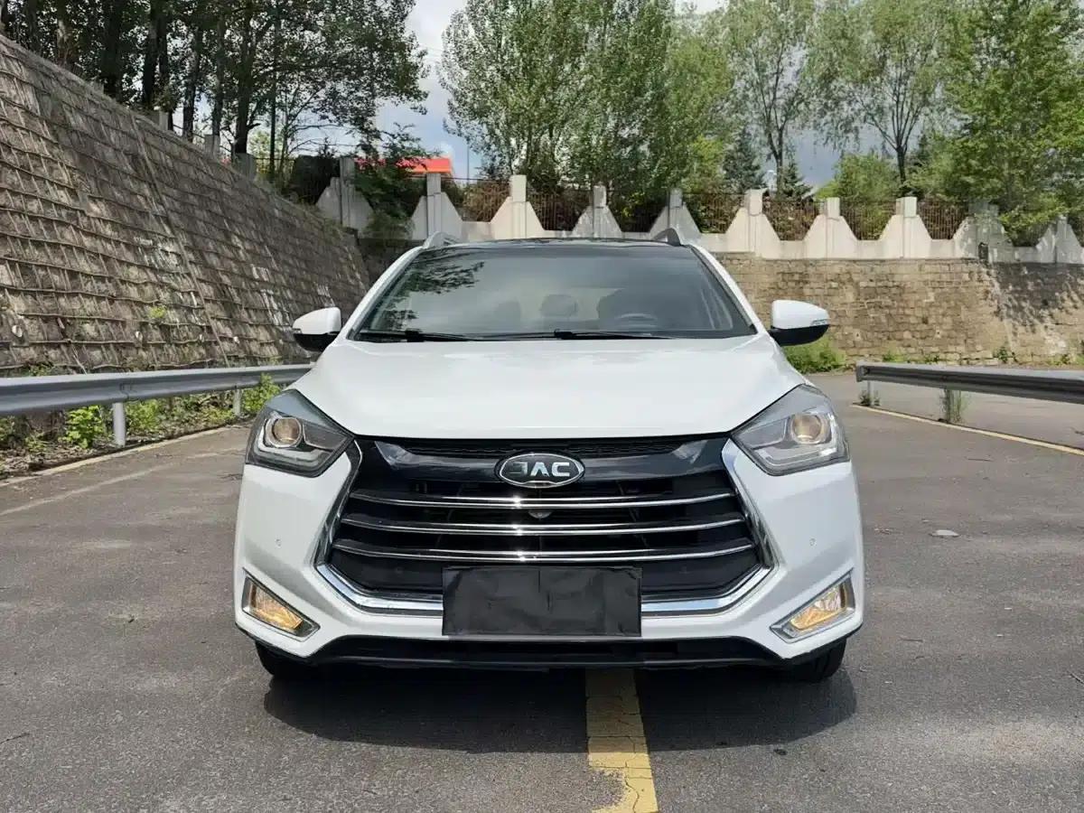Refine S2 2018 Smart Drive Edition 1.6L CVT Luxury Intelligent Model — миниатюра 2