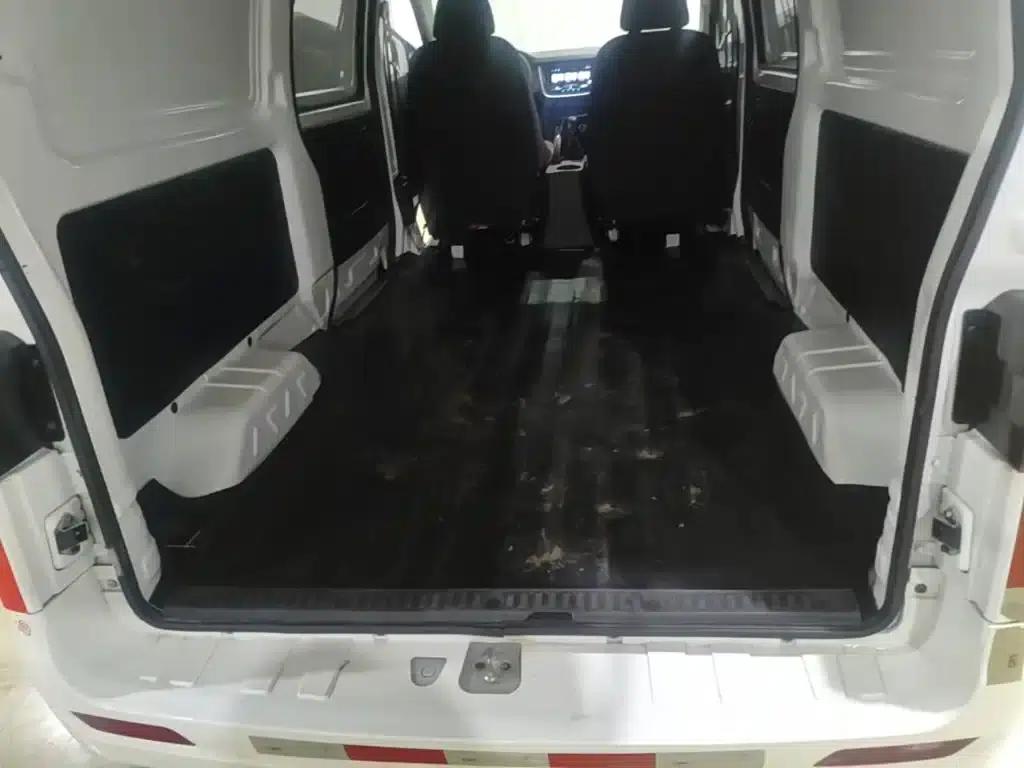 Jin Haishi M Classic 2023 Model 1.6L Engineering Lion Van (2 Seats) — миниатюра 19