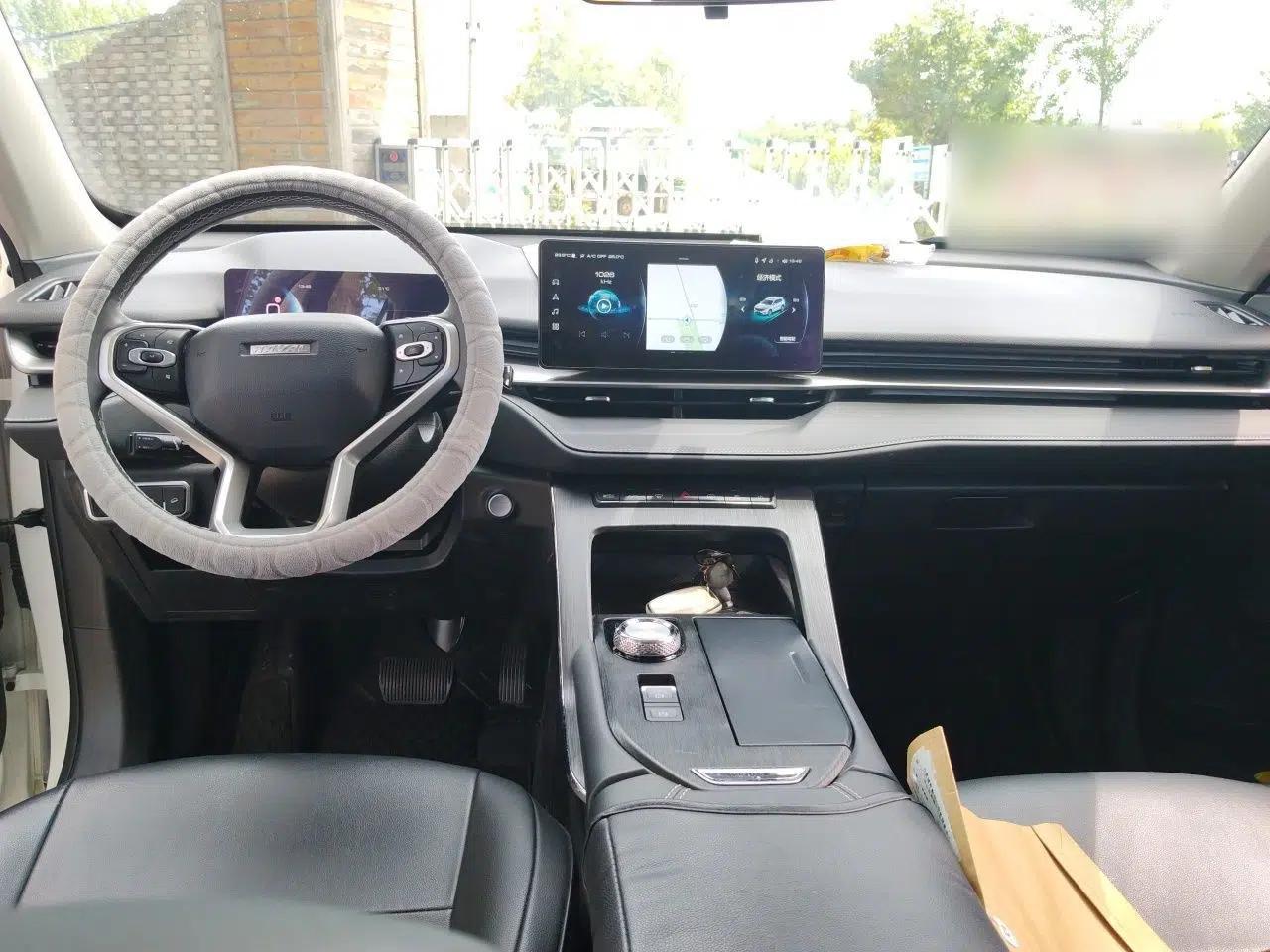 Haval H6 New Energy 2023 DHT-PHEV 110KM Long-Range Edition — миниатюра 9