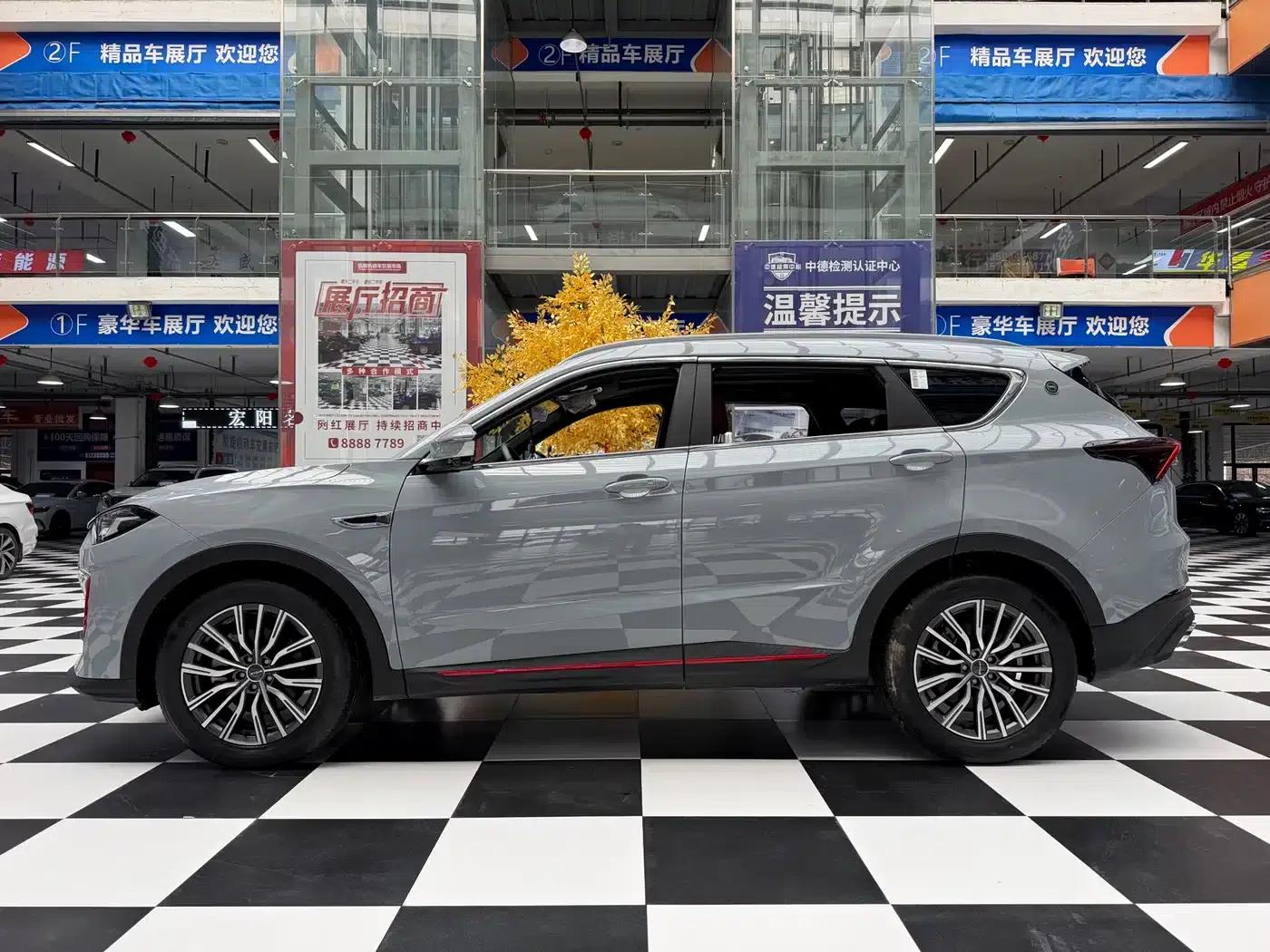 Jetour X70 PRO 2023 1.5T DCT Comfort Edition 5-seater — миниатюра 14