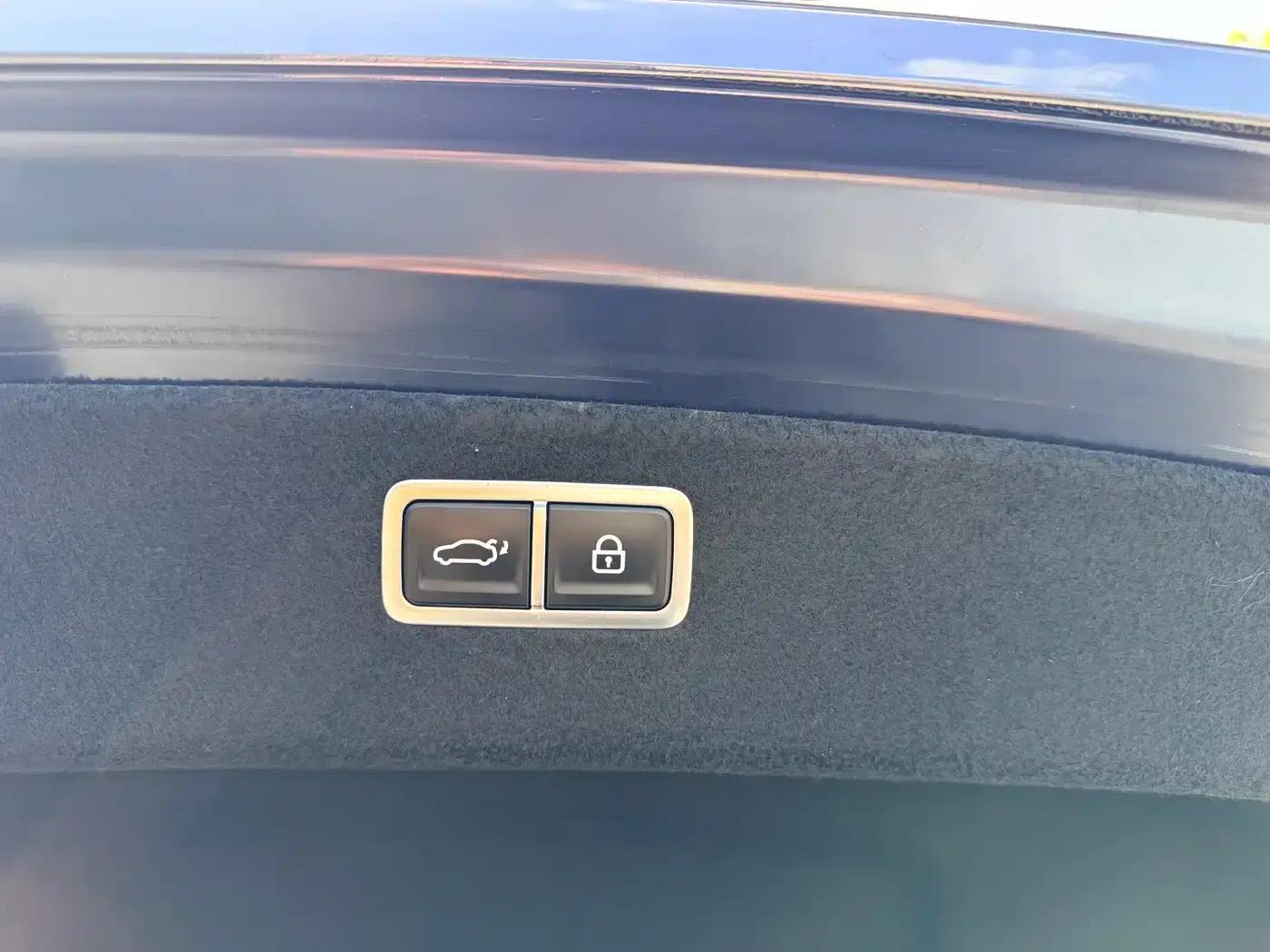 Genesis G80 2023 2.5T Rear-Wheel Drive Luxury Edition — миниатюра 23