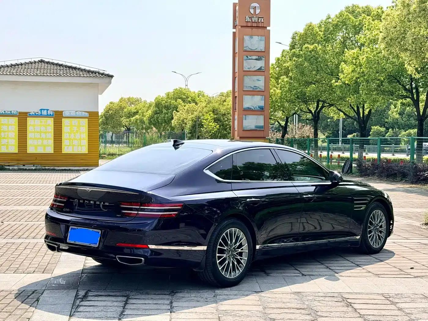 Genesis G80 2023 2.5T Rear-Wheel Drive Luxury Edition — миниатюра 5