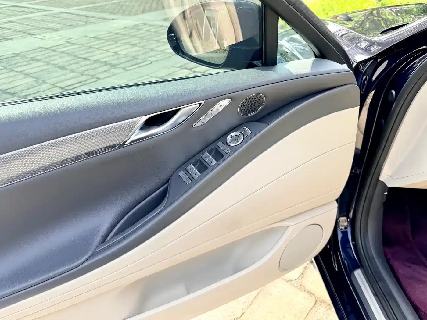 Genesis G80 2023 2.5T Rear-Wheel Drive Luxury Edition — миниатюра 8