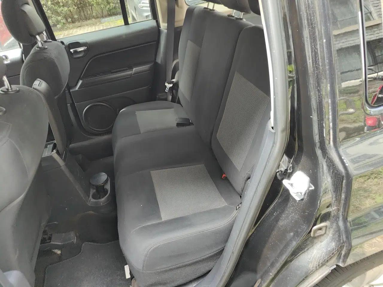 Jeep Patriot 2015 2.0L Sport Edition — миниатюра 17