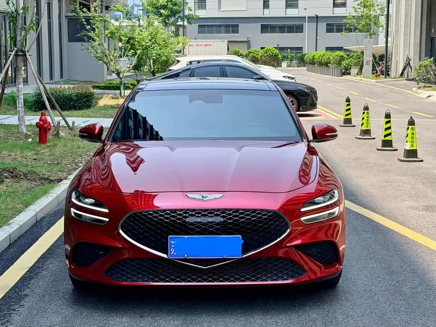 Genesis G70 2023 2.0T Rear-Wheel Drive Luxury Edition — миниатюра 2
