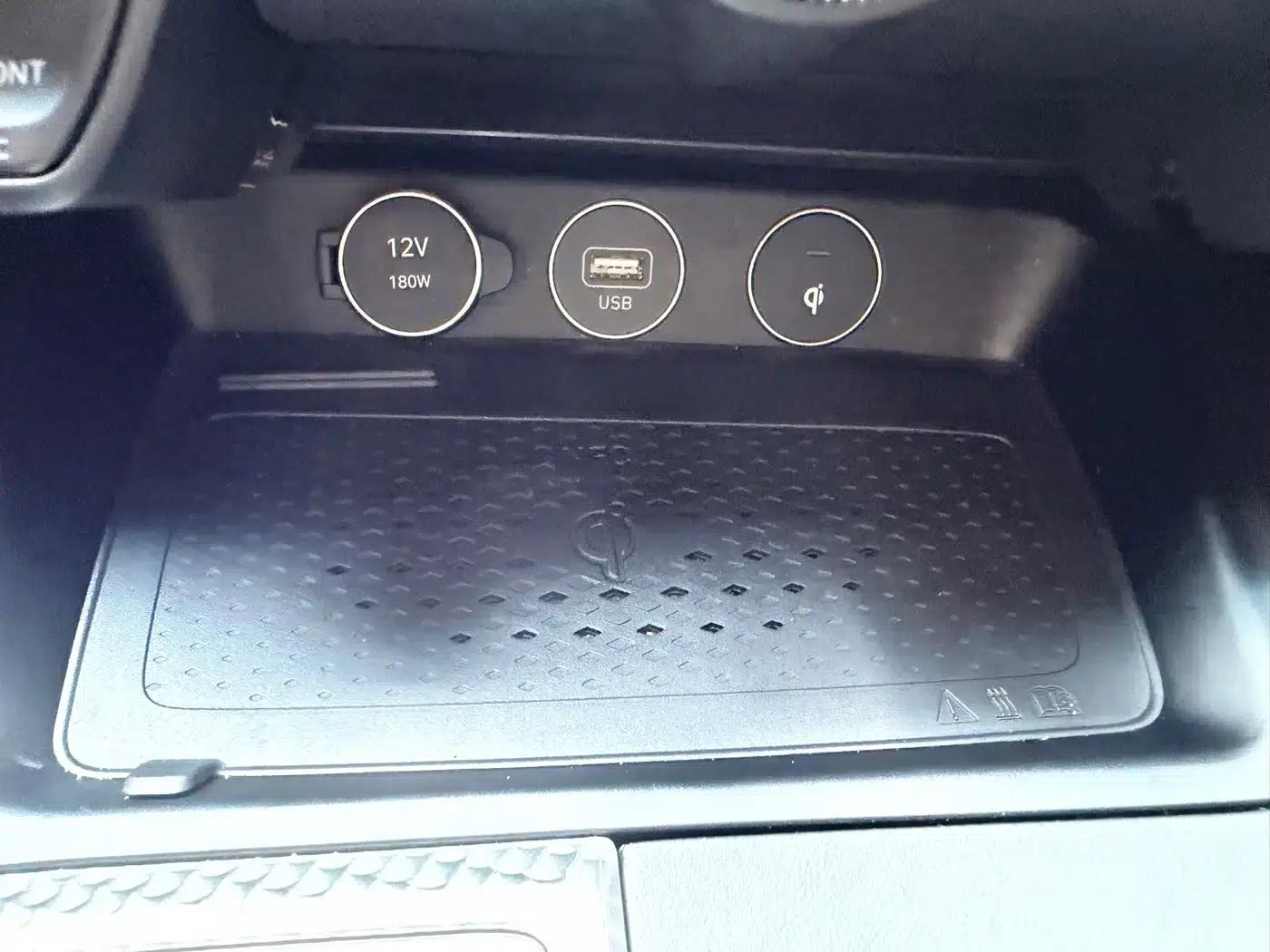 Genesis G70 2023 2.0T Rear-Wheel Drive Luxury Edition — миниатюра 14