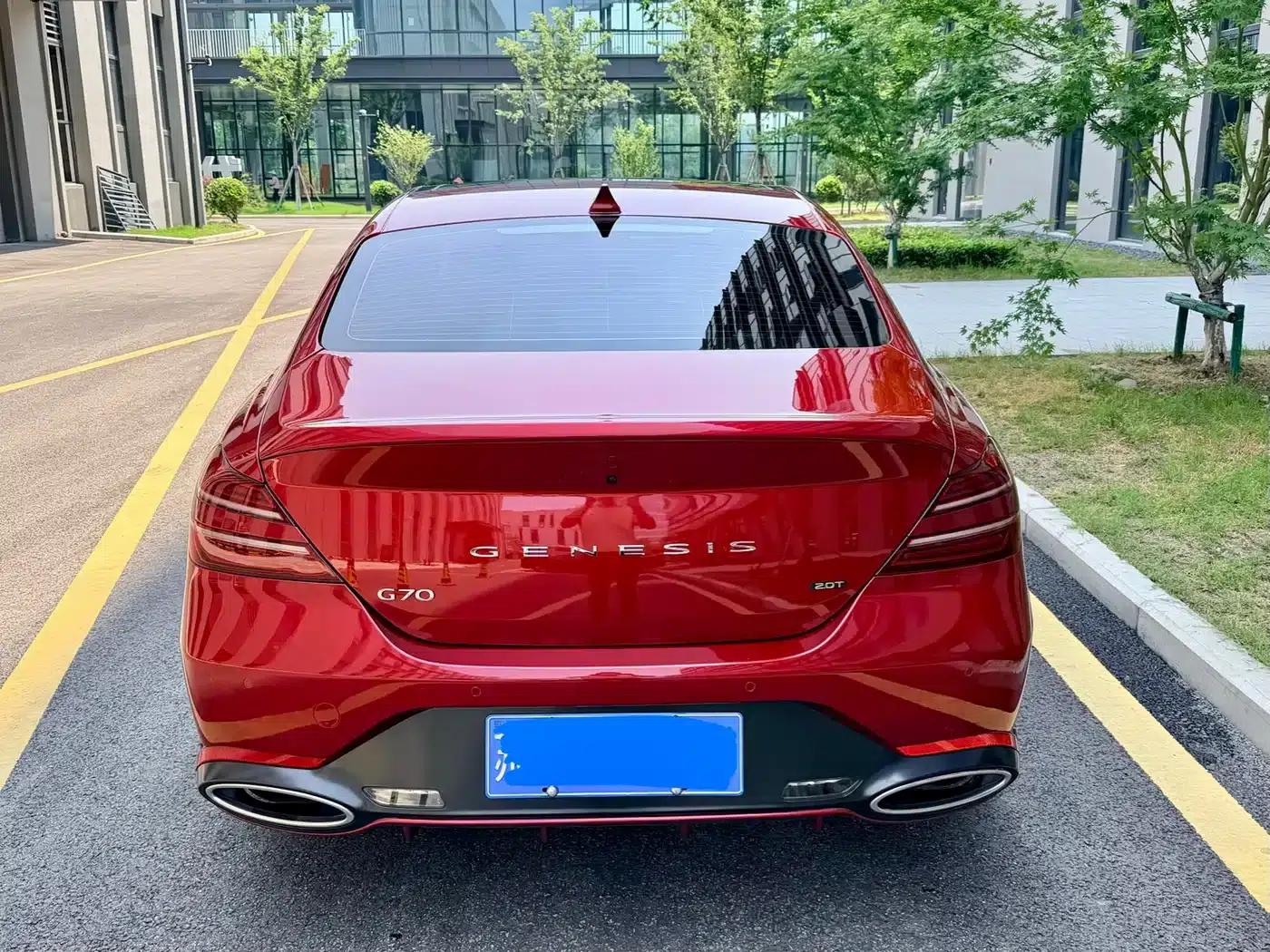 Genesis G70 2023 2.0T Rear-Wheel Drive Luxury Edition — миниатюра 4