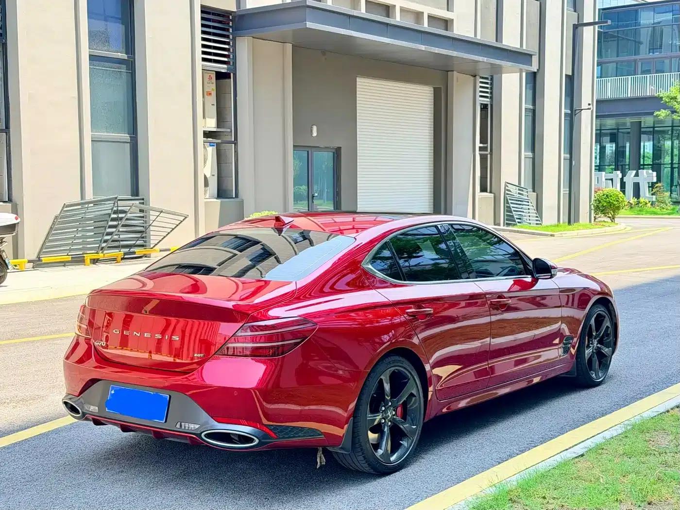 Genesis G70 2023 2.0T Rear-Wheel Drive Luxury Edition — миниатюра 5