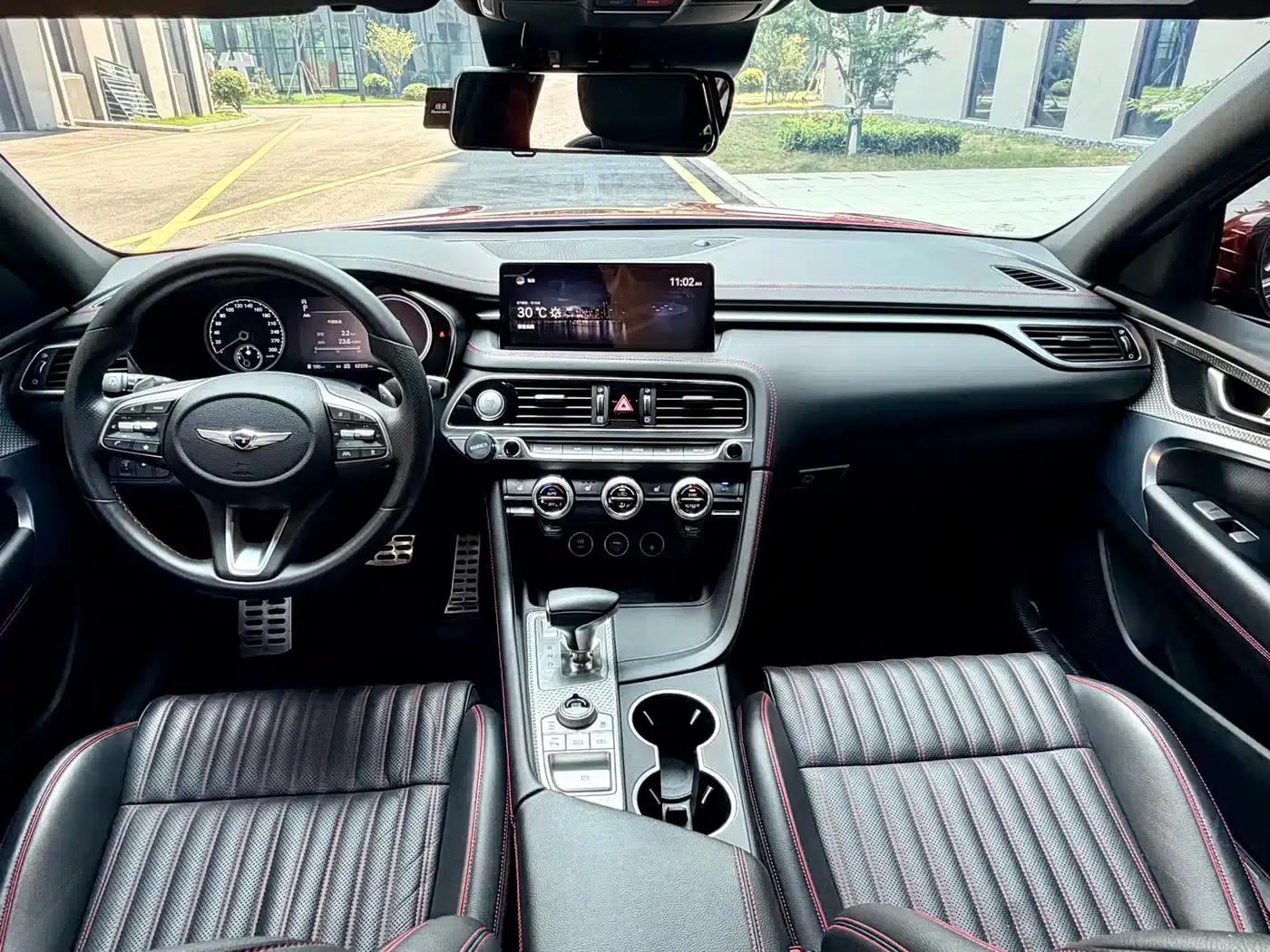 Genesis G70 2023 2.0T Rear-Wheel Drive Luxury Edition — миниатюра 9
