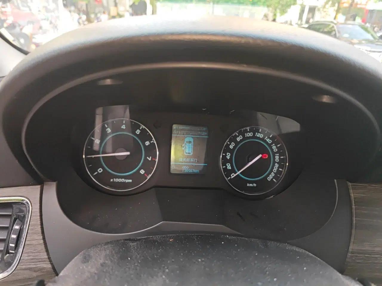 JAC Group Refine M5 2013 2.0T Gasoline Automatic Business Edition — миниатюра 11