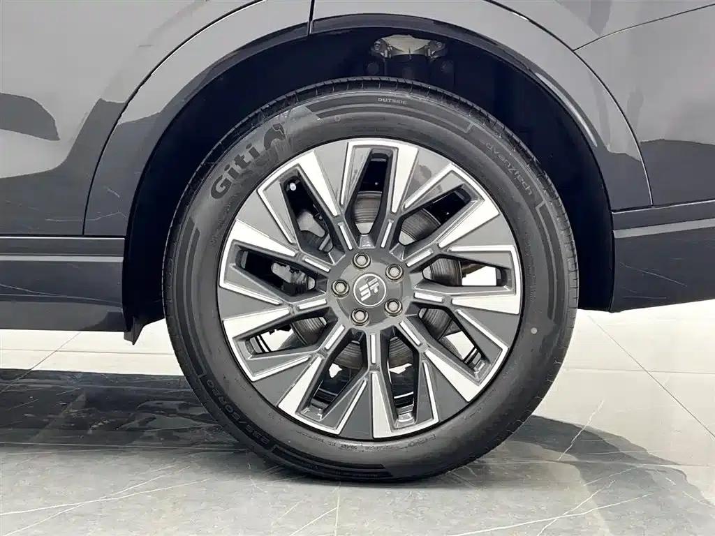 Jetour Mountain & Sea L7 PLUS 2026 Model 220km Flagship Edition 7-Seater — миниатюра 27