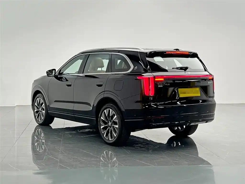 Jetour Mountain & Sea L7 PLUS 2026 Model 220km Flagship Edition 7-Seater — миниатюра 4