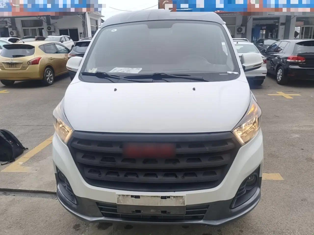 Jinbei Gold Hiace M Classic 2023 1.5L Travel Lion Passenger Vehicle 5/6/7 Seats — миниатюра 2