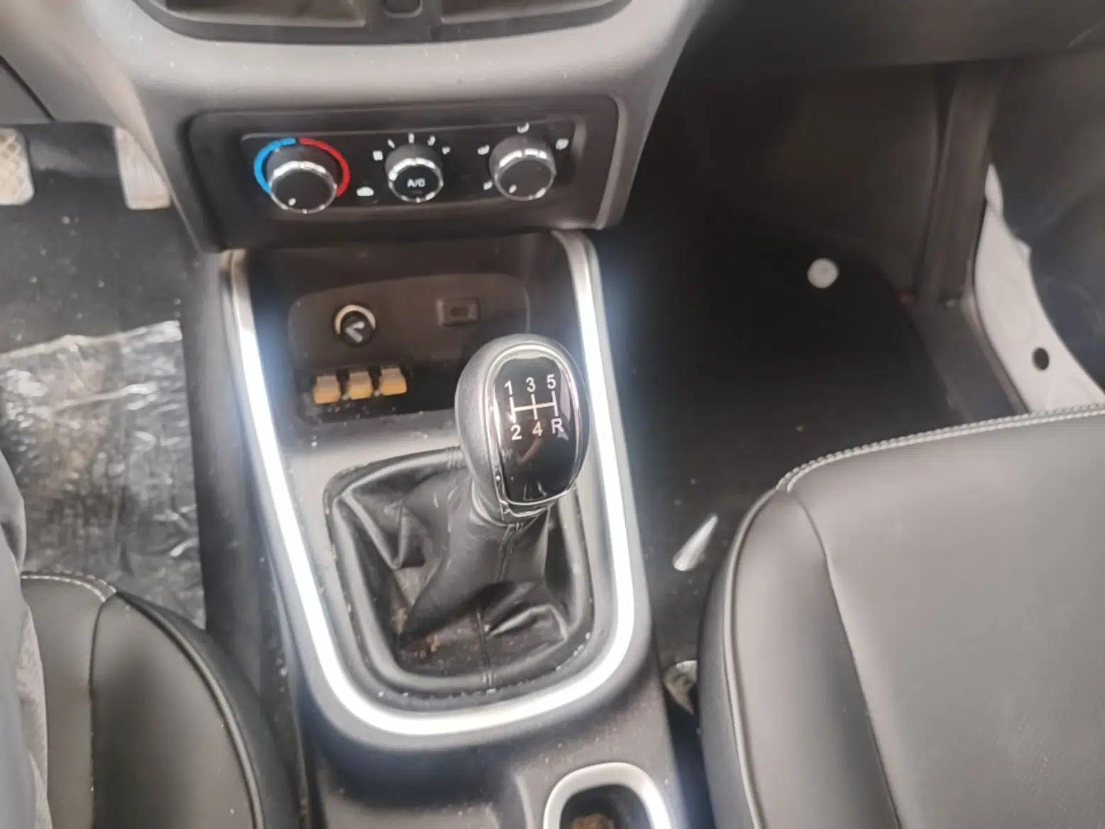 Jinbei Gold Hiace M Classic 2023 1.5L Travel Lion Passenger Vehicle 5/6/7 Seats — миниатюра 16