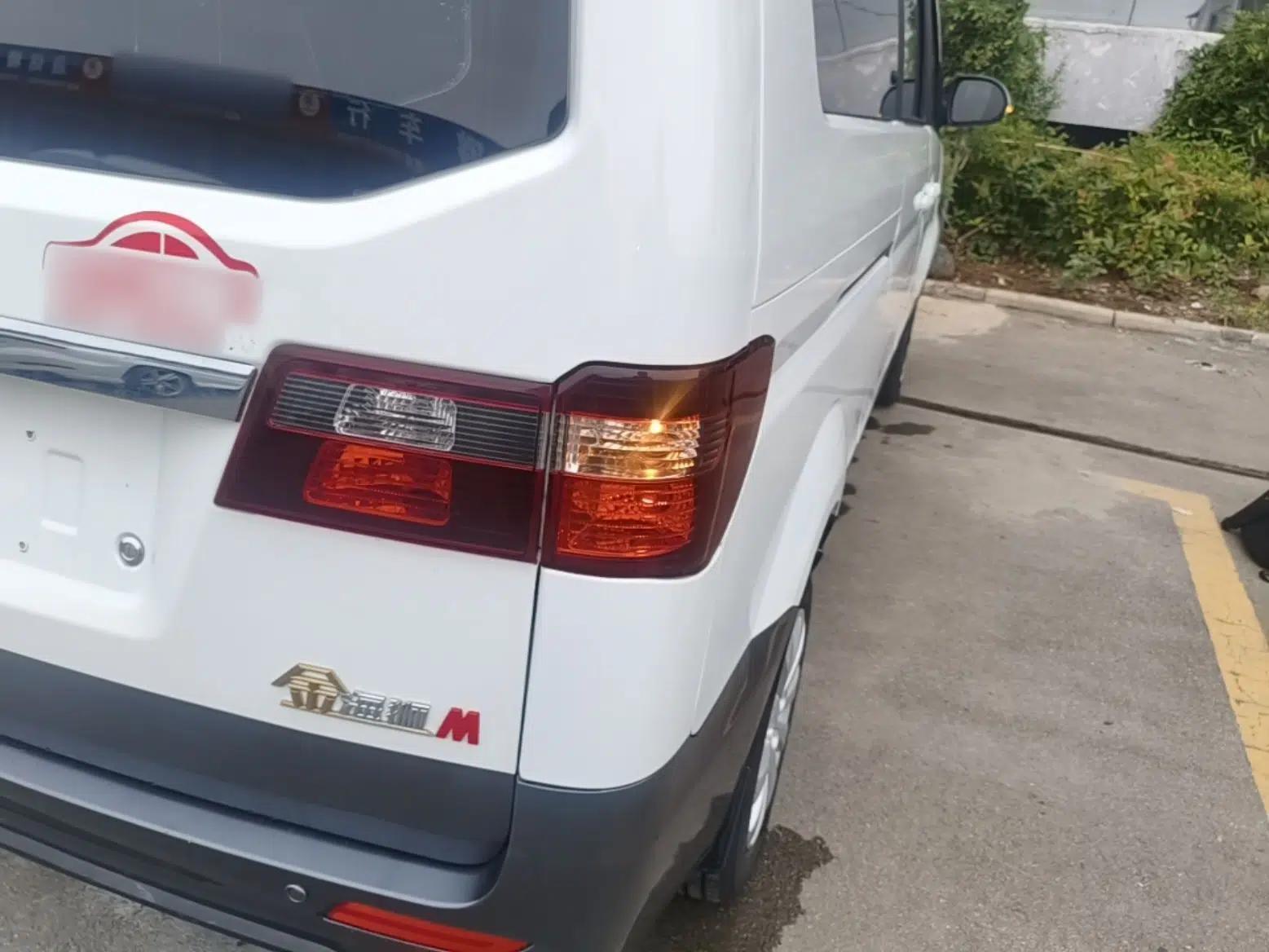 Jinbei Gold Hiace M Classic 2023 1.5L Travel Lion Passenger Vehicle 5/6/7 Seats — миниатюра 9