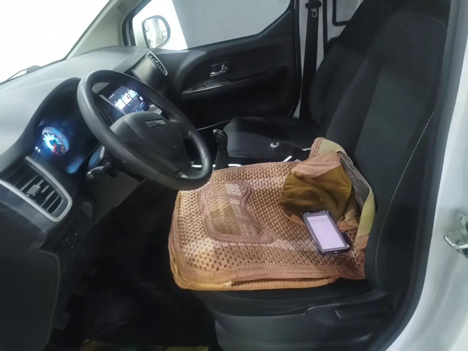 Jinbei Gold Hiace M Classic 2023 1.6L Engineering Lion Van 2 Seats — миниатюра 17
