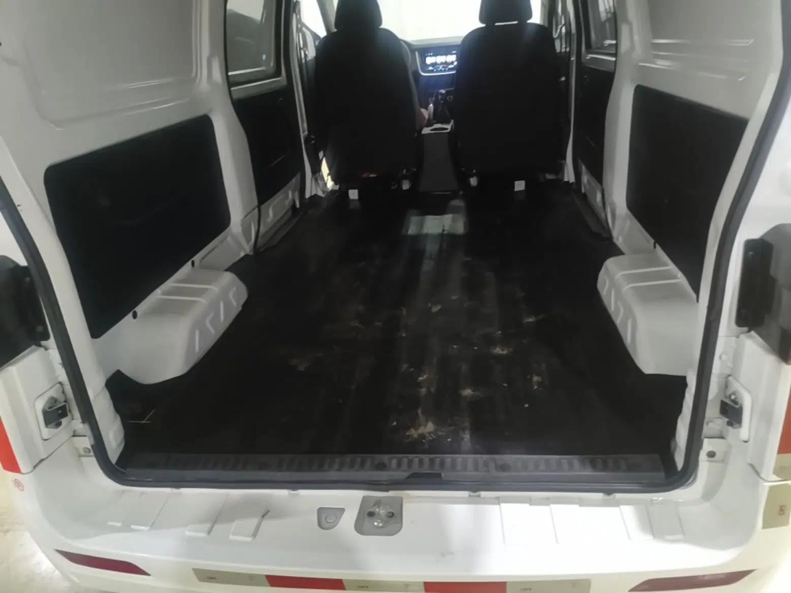 Jinbei Gold Hiace M Classic 2023 1.6L Engineering Lion Van 2 Seats — миниатюра 22