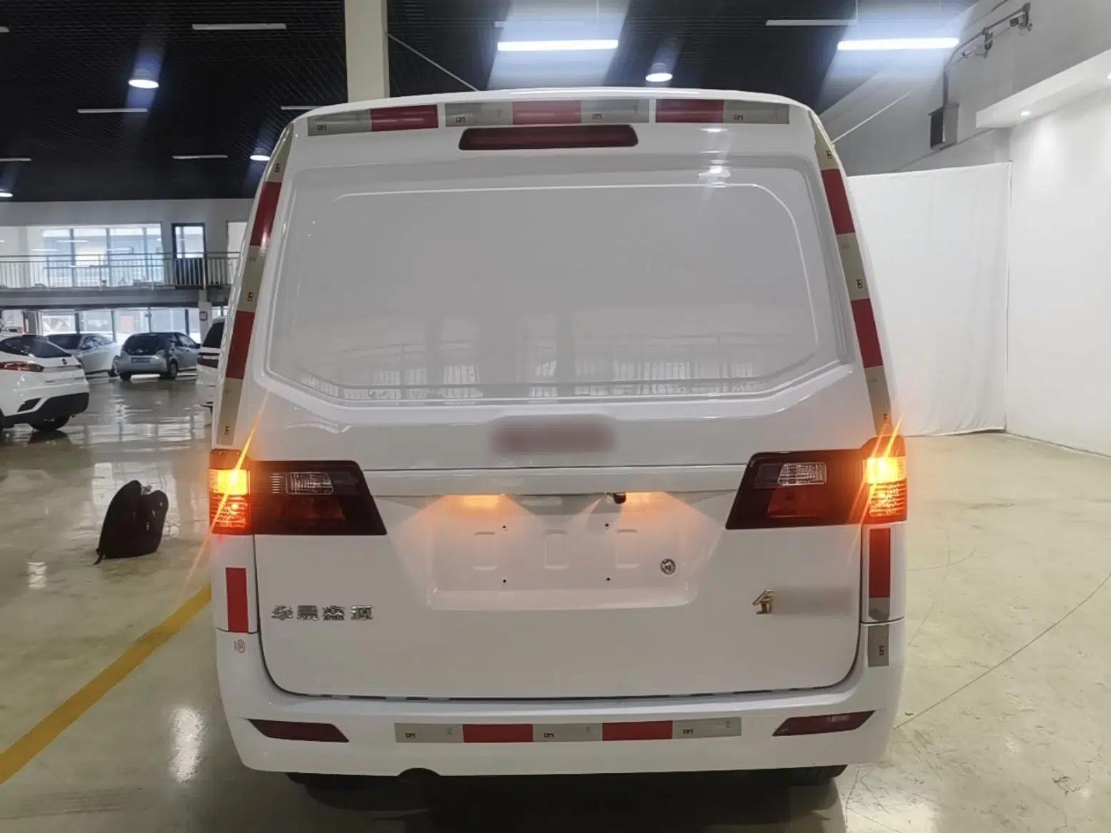 Jinbei Gold Hiace M Classic 2023 1.6L Engineering Lion Van 2 Seats — миниатюра 5