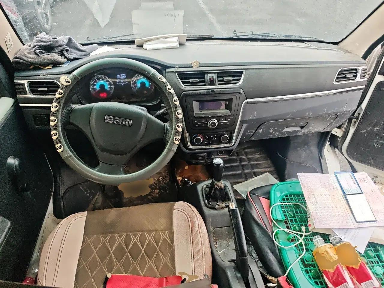 Jinbei Hiace X30 CNG 2023 1.5L Natural Gas Wealthy-Class Passenger Van 5/6/7-Seater Central Air Conditioning Version SWCC15M — миниатюра 9