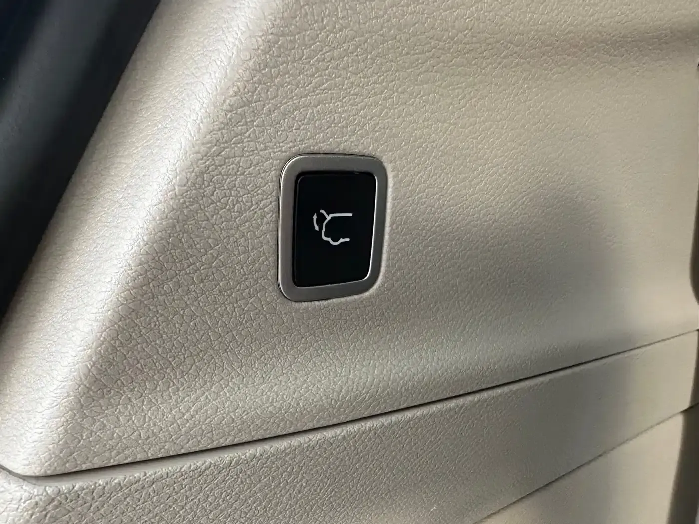 2017 Imported Grand Voyager 3.6L Premium Edition — миниатюра 55