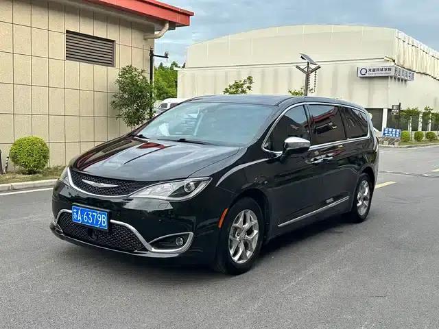 2017 Imported Grand Voyager 3.6L Premium Edition