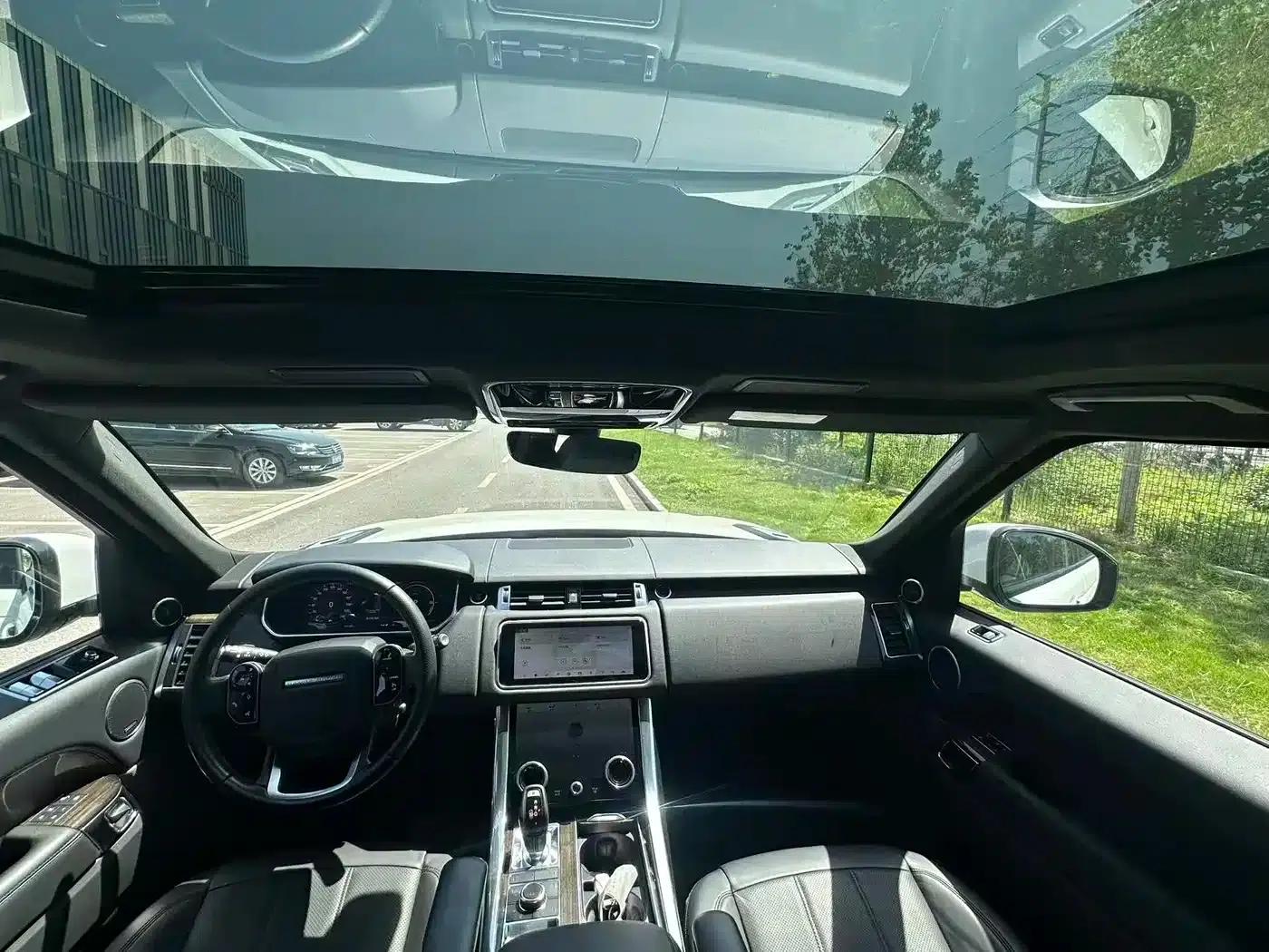 Range Rover Sport Hybrid 2018 P400e — миниатюра 5