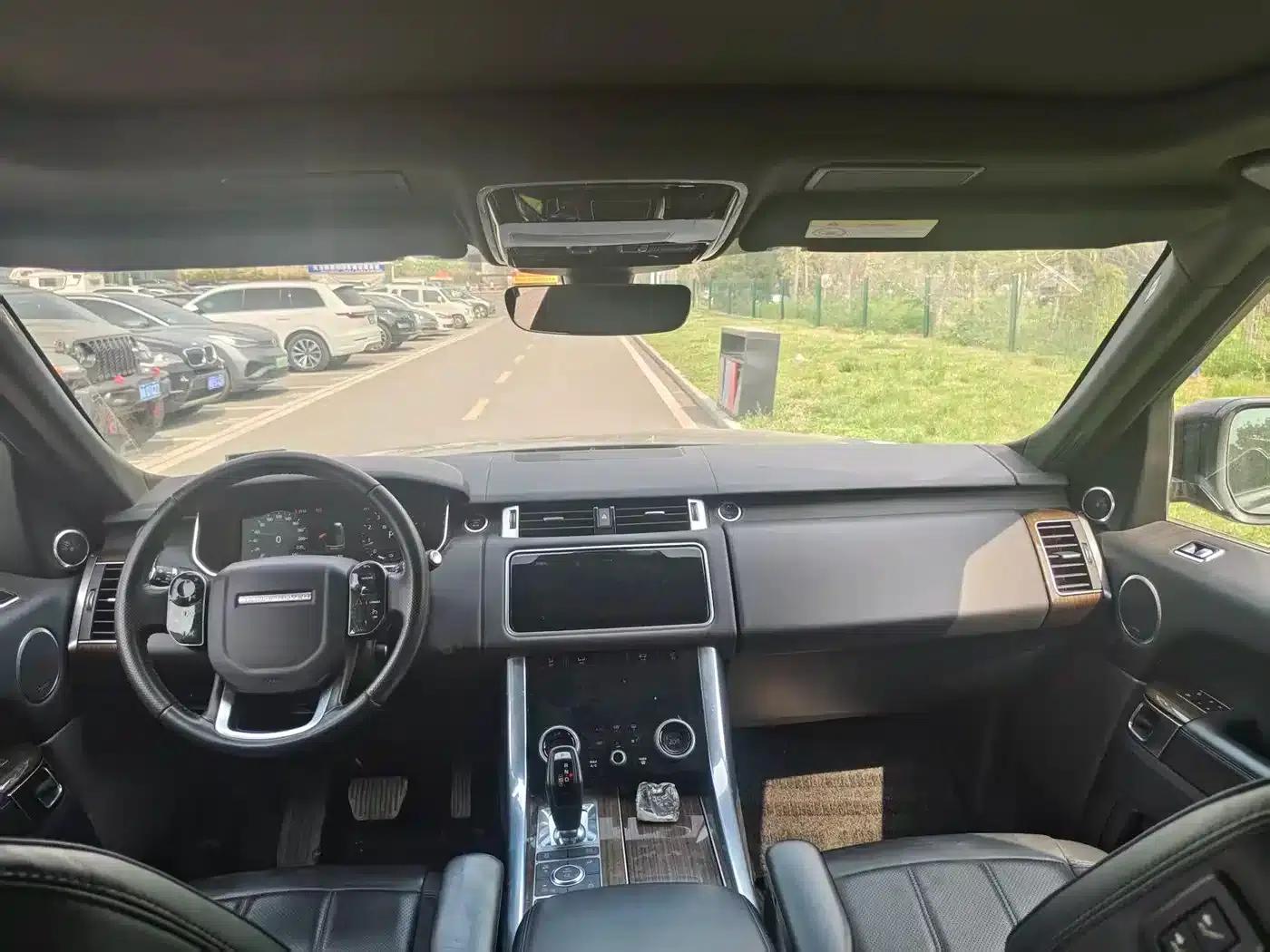 Range Rover Sport Hybrid 2018 P400e — миниатюра 8