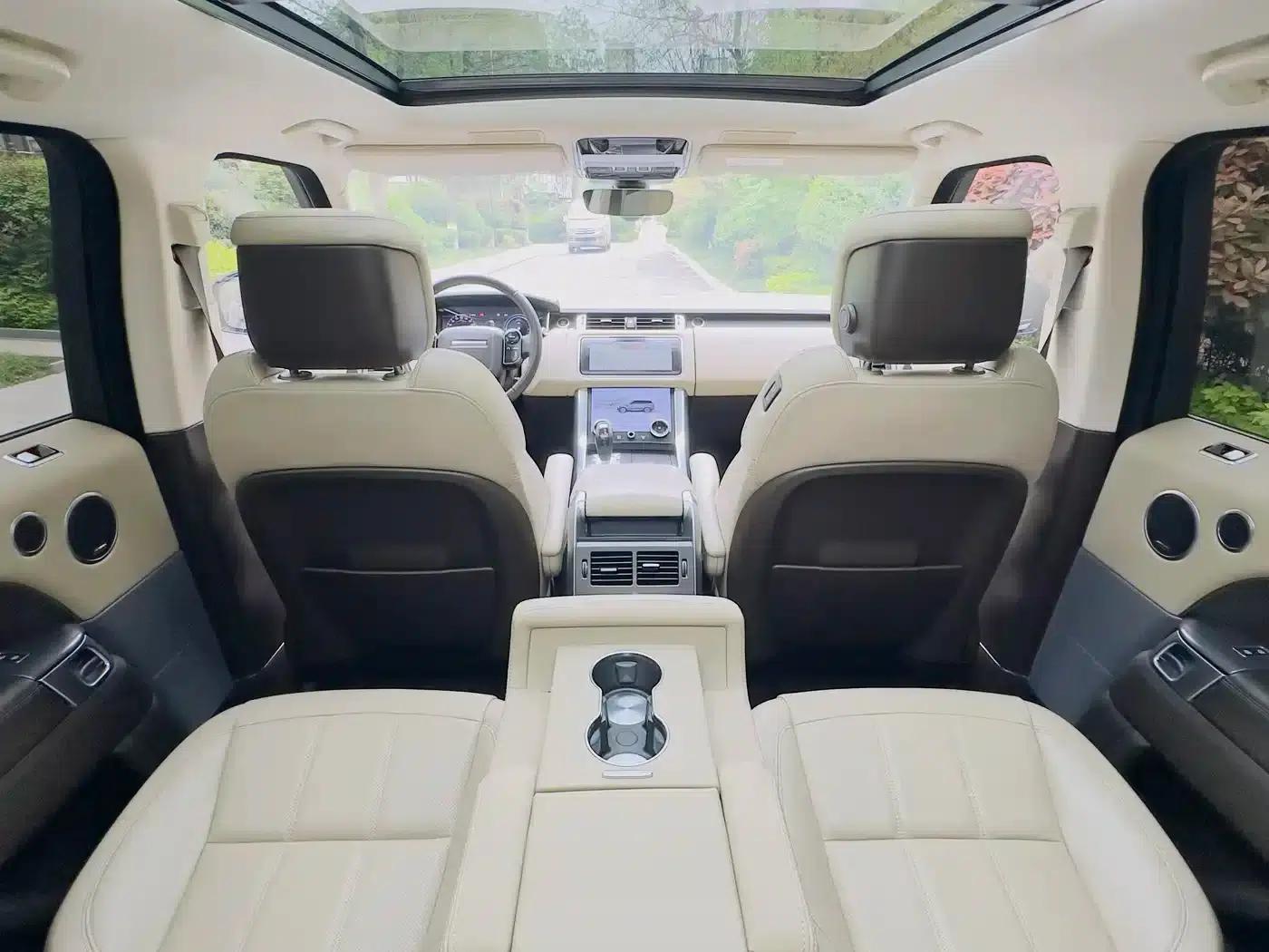 Range Rover Sport Hybrid 2021 P400e SE — миниатюра 15