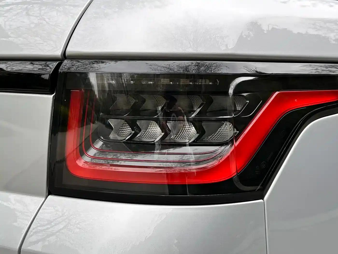 Range Rover Sport Hybrid 2021 P400e SE — миниатюра 20