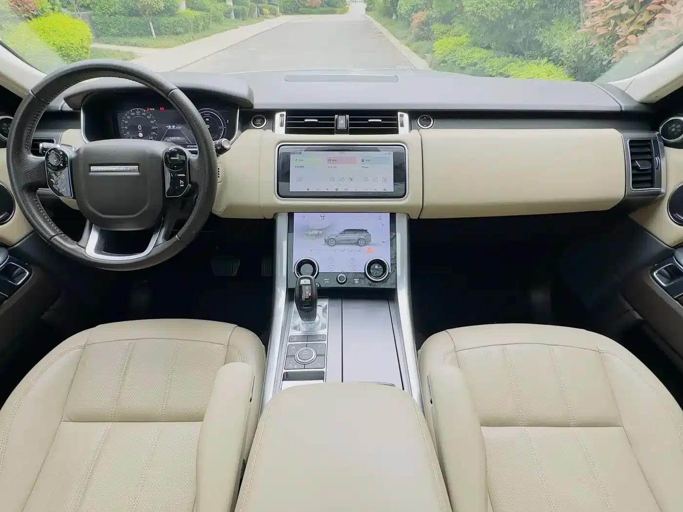 Range Rover Sport Hybrid 2021 P400e SE — миниатюра 10